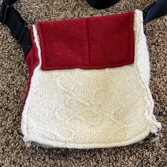 baabaazuzu wool crossbody bag - Picture 4 of 9